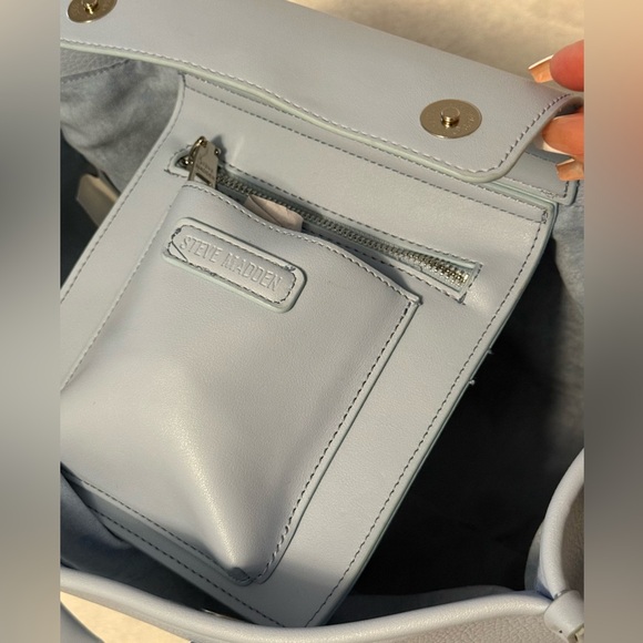 NWT Steve Madden BWEBBER-EL Light Blue Soft Faux Leather Tote w/Adjustable Strap - Picture 8 of 15
